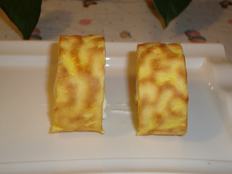 Tiger Skin Cake Roll - It's Getting Cold, Let's Dress the Cake Roll Preparation Steps