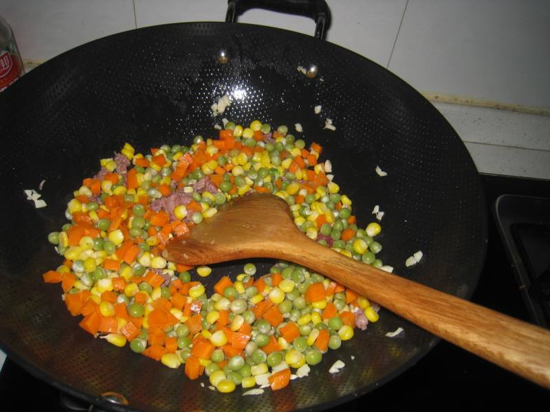 Steps for Making Beef Fried Rice