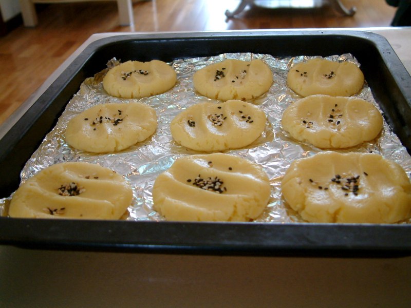 Steps for Making Fingerprint Peach Cookies