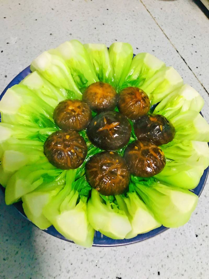 Steps for Cooking Shiitake Mushroom and Baby Bok Choy