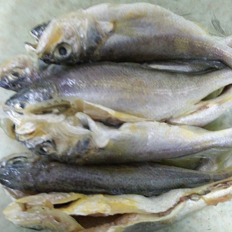 Steps for Making Crispy Yellow Croaker