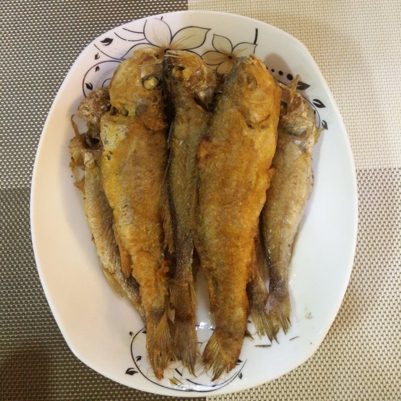 Steps for Making Crispy Yellow Croaker