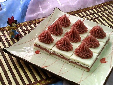 Red Yeast Rice Taro Yam Cake