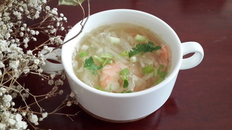 Clear Lung Shrimp and Radish Soup