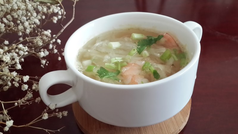 Clear Lung Shrimp and Radish Soup