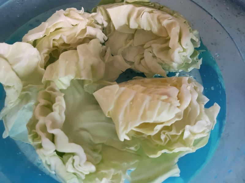 Steps for Stir-fried Round Cabbage