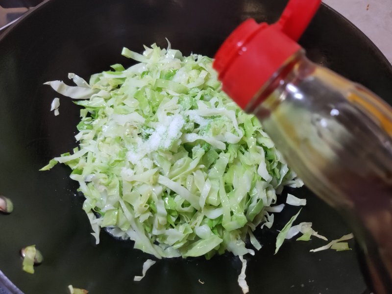 Steps for Stir-fried Round Cabbage