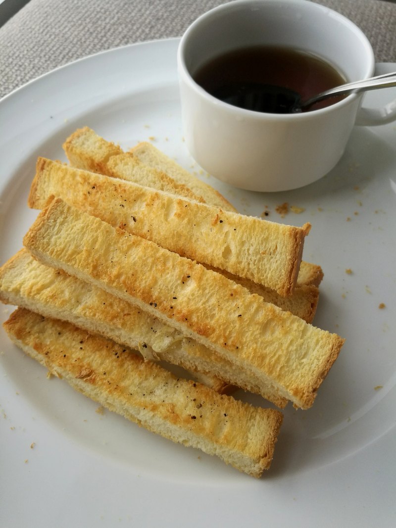 Steps for Making Garlic Toast Sticks