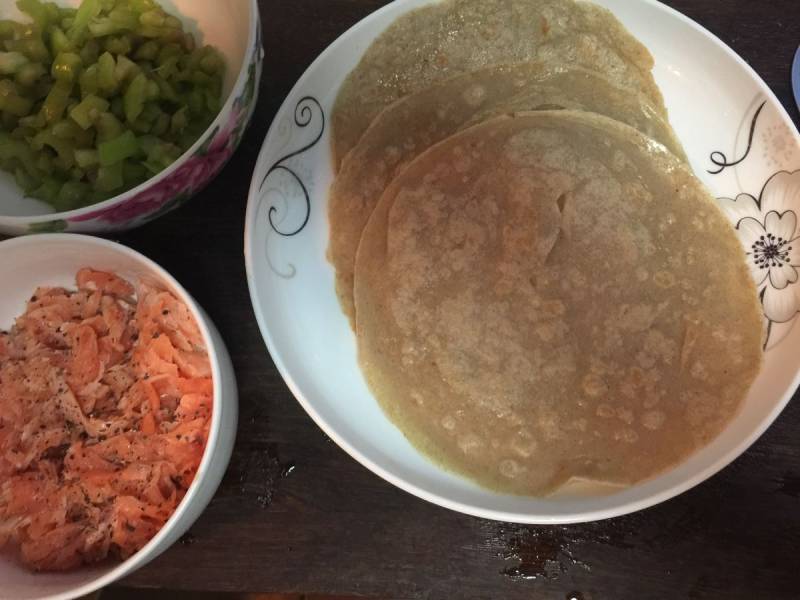 Steps for Making Salmon Buckwheat Pancakes