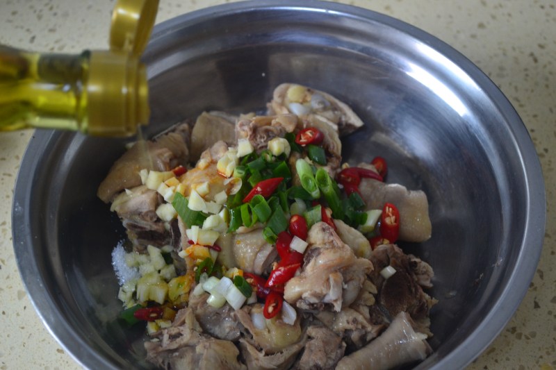 Steps for Cooking Sichuan Pepper Chicken