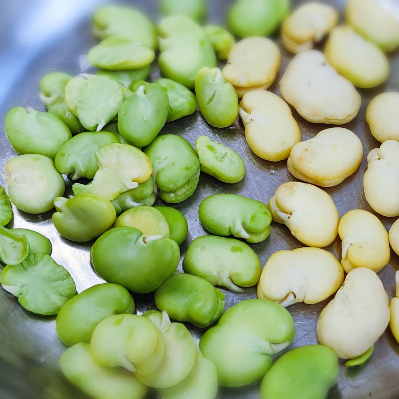 Steps for Cooking Cold Dressed Fava Beans