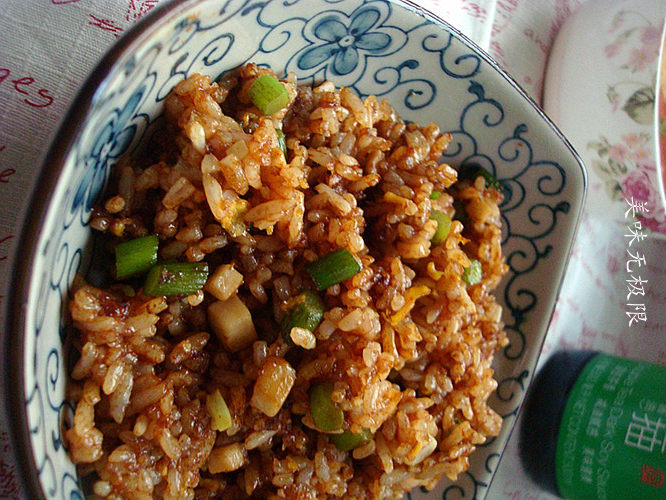 Satisfying with an Extra Bowl - Shiitake Mushroom Tea-infused Soy Sauce Fried Rice