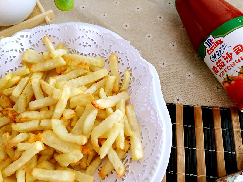 Steps for making Easy Air Fryer French Fries
