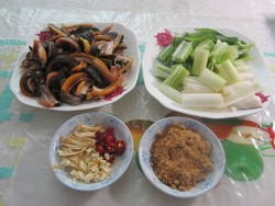 Steps for Cooking Stir-Fried Eel with Green Onions