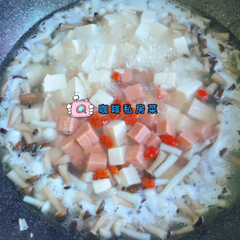 Steps for Cooking Mushroom and Tofu Soup