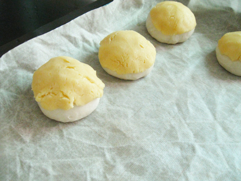 Pineapple Buns Cooking Steps