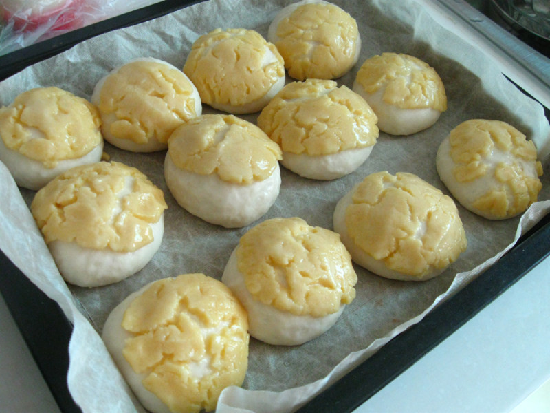 Pineapple Buns Cooking Steps