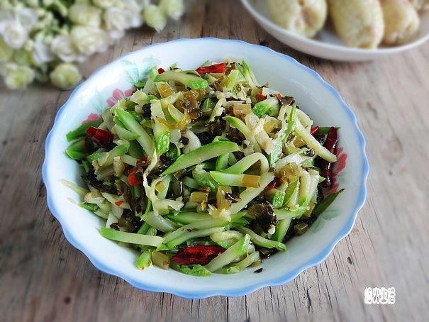 Stir-Fried Yunnan Squash with Pickled Vegetables