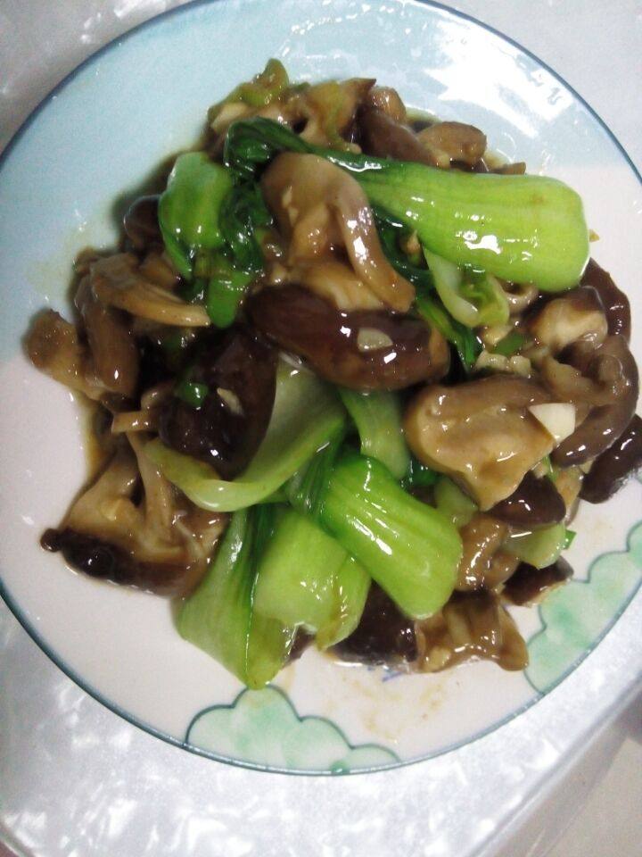 Stir-Fried Oyster Mushrooms with Oilseed Rape Steps