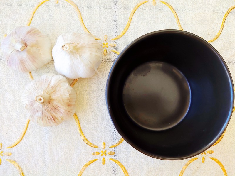 Steps for making Garlic Enoki Mushrooms