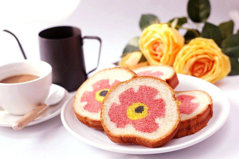 Blooming Flowers Toast