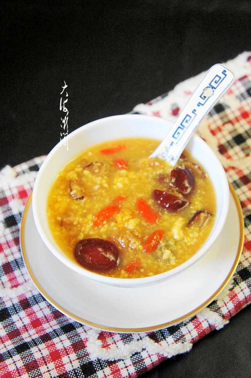 Tender Corn with Goji Berries and Red Dates Congee