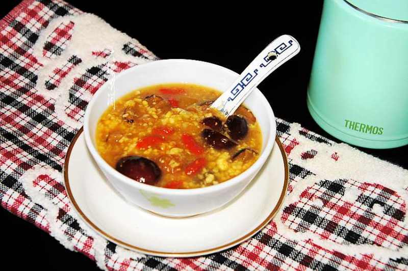 Tender Corn with Goji Berries and Red Dates Congee