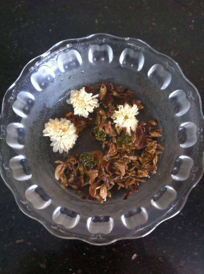 Hangover-Relieving Three-Flower Tea