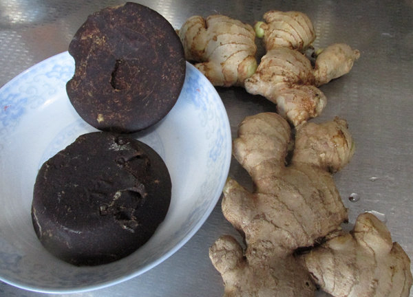 Steps for Making Old Ginger Brown Sugar Paste