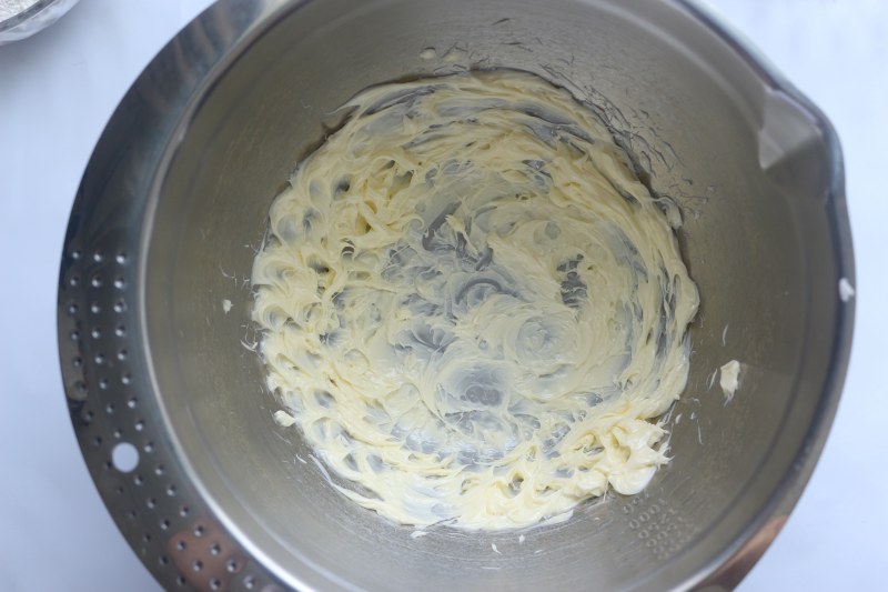 Step-by-Step Ferrero Rocher Chocolate Cupcake Making