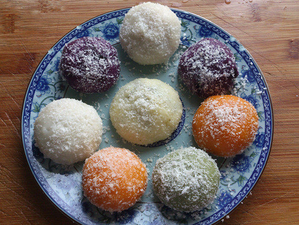 Five-Color Nutritious Glutinous Rice Cakes