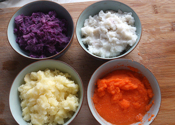 Steps for Making Five-Color Nutritious Glutinous Rice Cakes