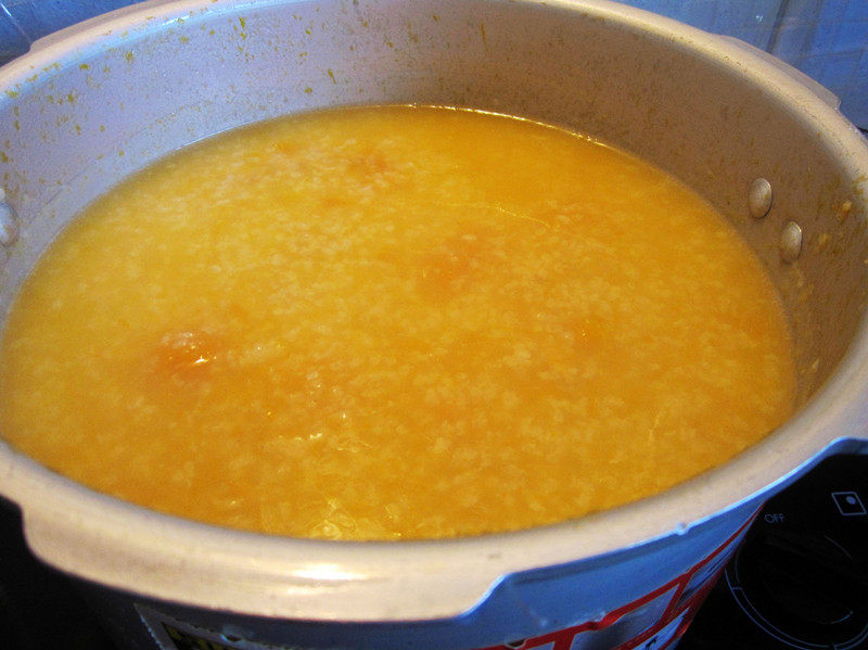 Steps for Making Soybean Pumpkin Congee