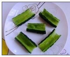 Steps for Cooking Crispy Pickled Cucumber Rolls