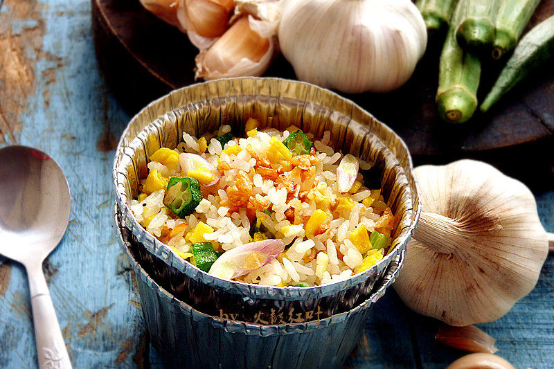 Golden Garlic Fried Rice