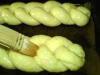 Steps for Making Fresh Cream Braided Bread