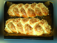 Steps for Making Fresh Cream Braided Bread