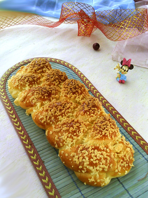 Fresh Cream Braided Bread