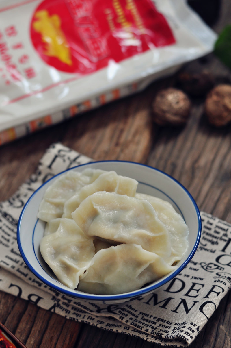 Green Vegetable and Pork Dumplings