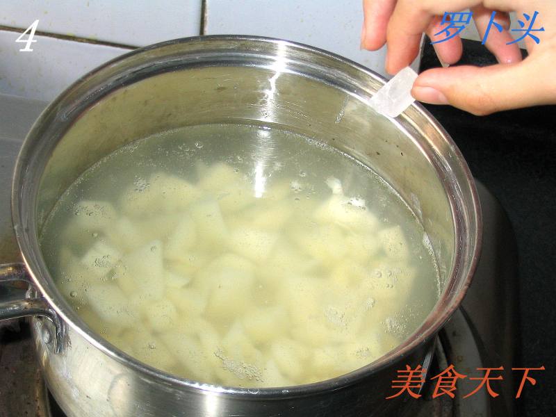 Steps for Making Mashed Potatoes with Tomato Cup