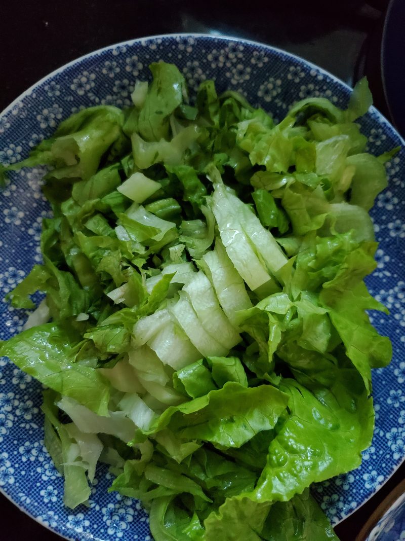 Steps for Making Mushroom Beef Lettuce Congee