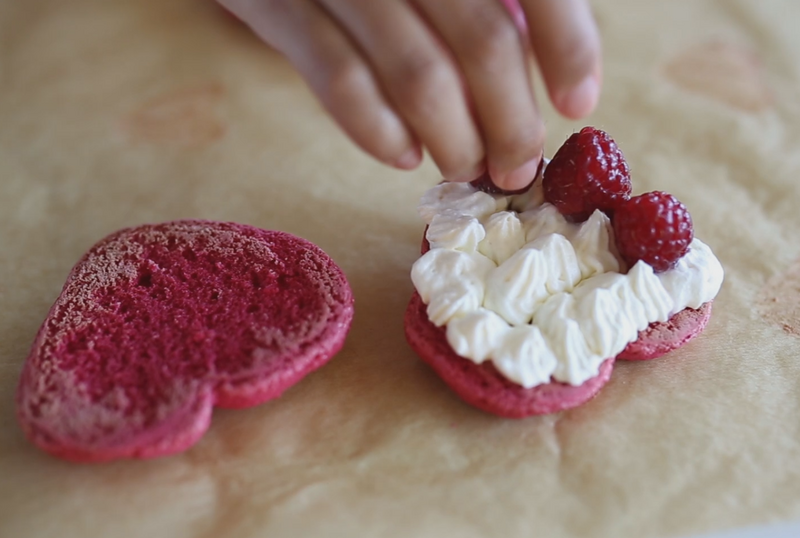 Peach Heart Vanilla Macarons - Qixi Festival Special Step by Step