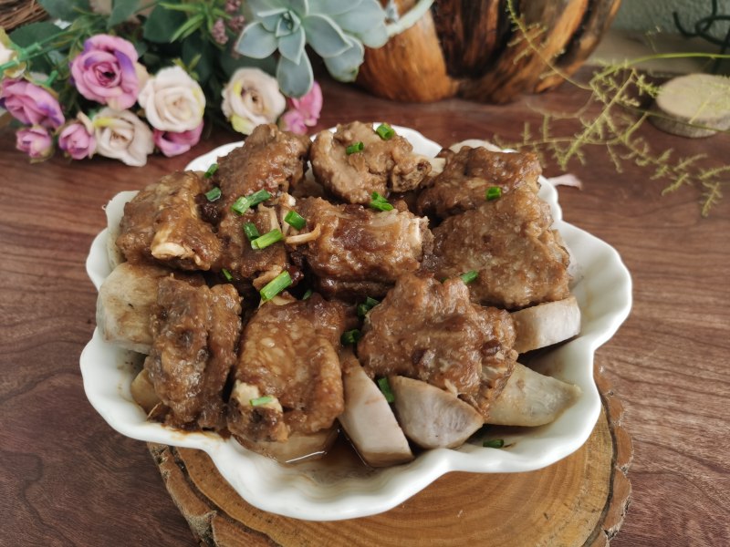 Steps for cooking Steamed Pork Ribs with Taro