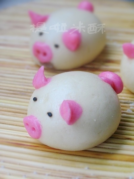 Cute and Delicious - Piggy Fruit Buns