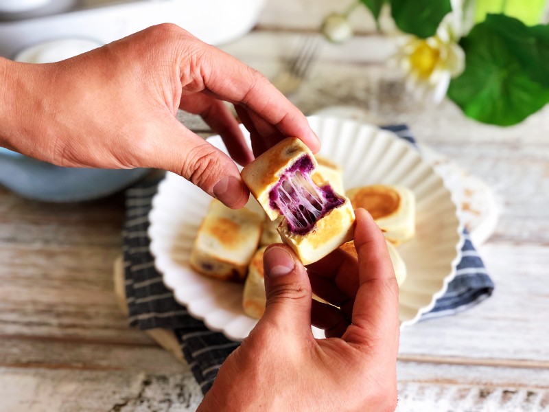 Internet-Famous Mung Bean Cake