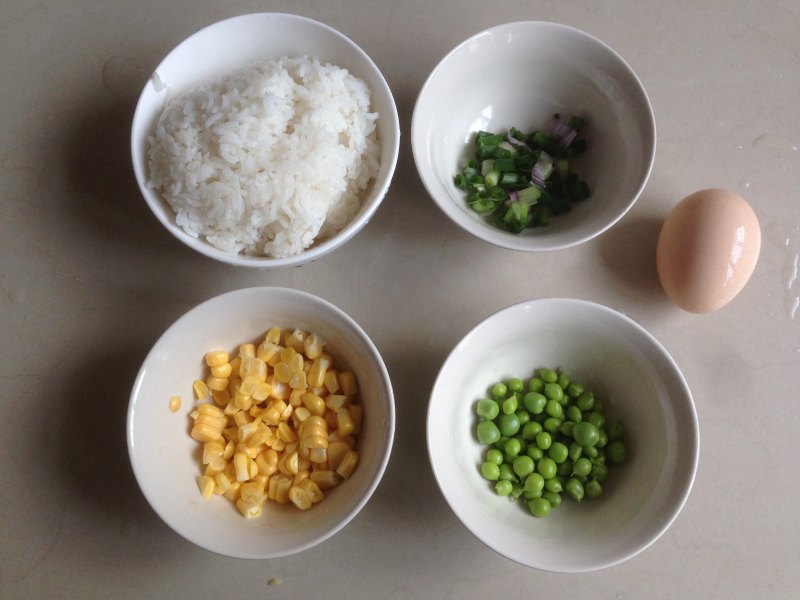 Steps for Making Seafood Fried Rice