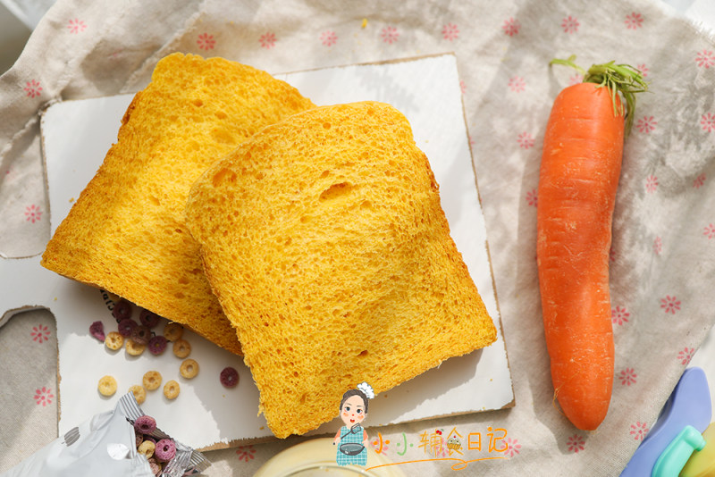 Carrot and Pork Floss Toast for Babies Over 9 Months