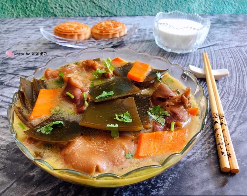 Sea Kelp Carrot Pig Trotter Soup#Soup#