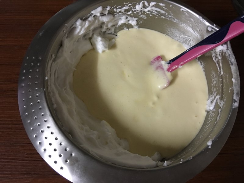 Steps for Making Cow Pattern Chiffon Cake