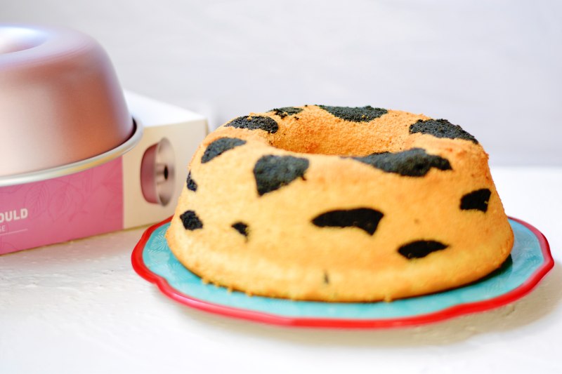 Cow Pattern Chiffon Cake